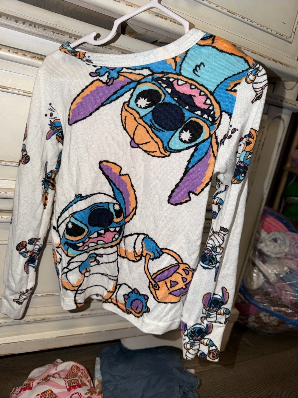 Disney White Long-Sleeve Lilo Stitch Halloween Print Top